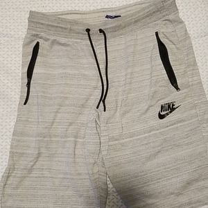 nike zip pocket shorts